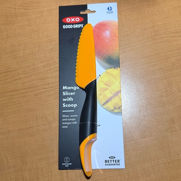 OXO Good Grips Mango Slicer with Scoop - Vibrant Orange - Picture 1 of 2